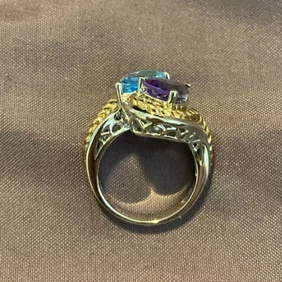 Stunning and rare Estate Victoria Wieck Swiss Blue Topaz & Amethyst Ring - Picture 5 of 9